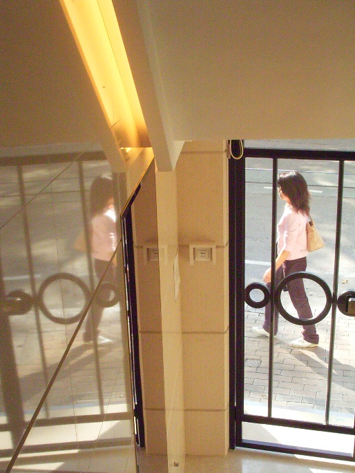 Comfort Mansion — photograph 2